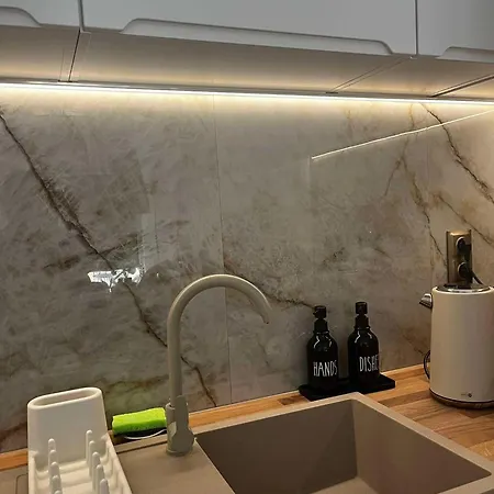 Apartman Leaf Prywatne Miejsce Parkingowe Łódź